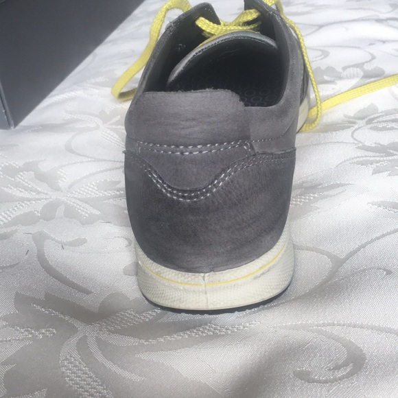 Ecco size 7 Gray Leather Casual Shoes - Picture 4 of 11